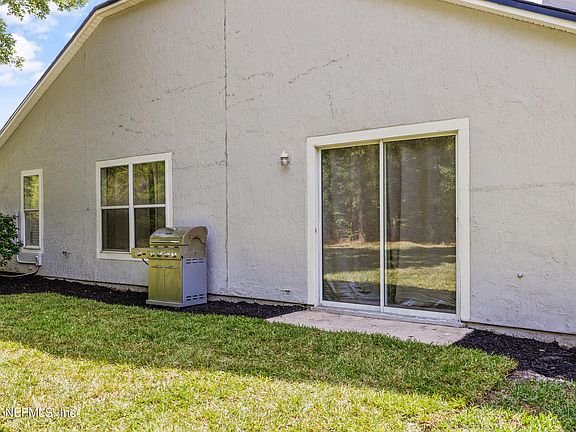 4th image of 1696 AUSTIN Lane