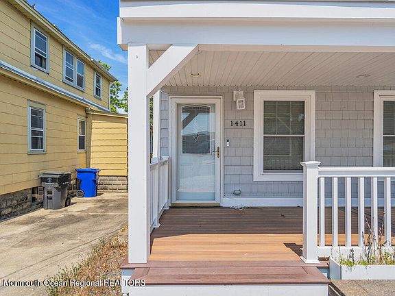 2nd image of 1411 Summit Avenue