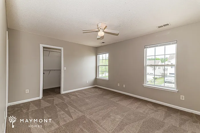 609 Green Pasture Ct — Photo 9