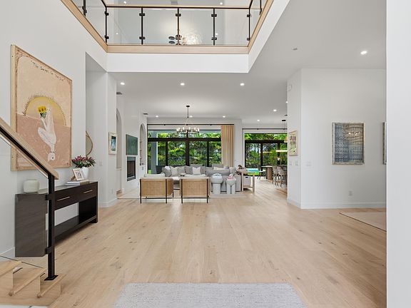 3rd image of 9593 Vescovato Way