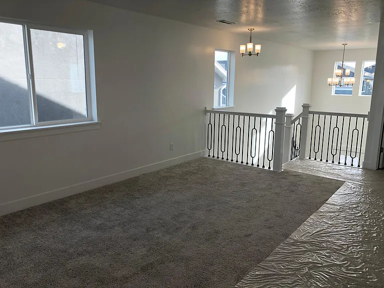 3946 W 1750 N — Photo 11