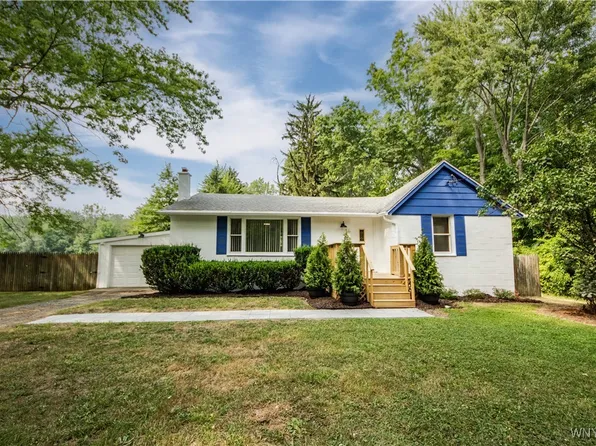6271 Drake Settlement Rd, Newfane, NY 14108