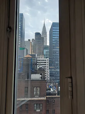 Rented by Bank Neary | media 34