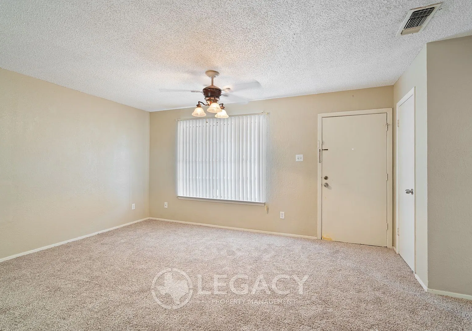Shannon Circle A-D 104 — Photo 4