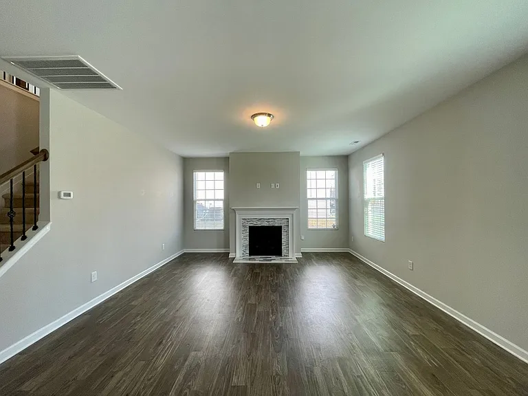 1950 Rubywood St — Photo 7