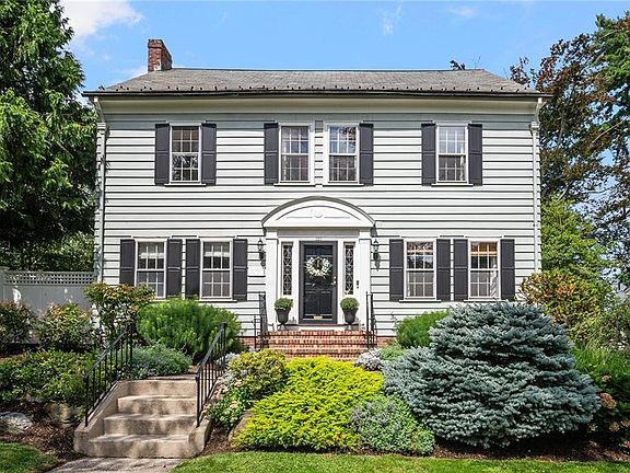 2nd image of 328 Doyle Ave