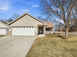 1001 Oak Pond Dr, Sartell, MN 56377