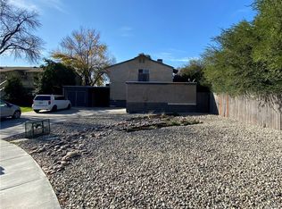 857 Douglas Ct, Hemet, CA 92543