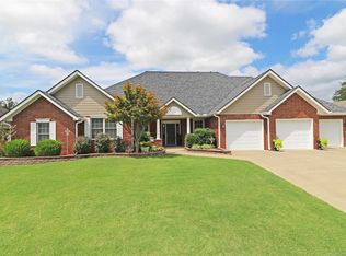 2709 Huntington Dr, Bartlesville, OK 74006