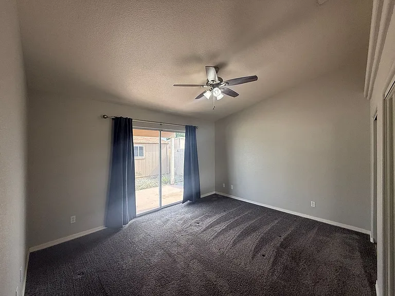 2843 Phoenix Ave — Photo 8