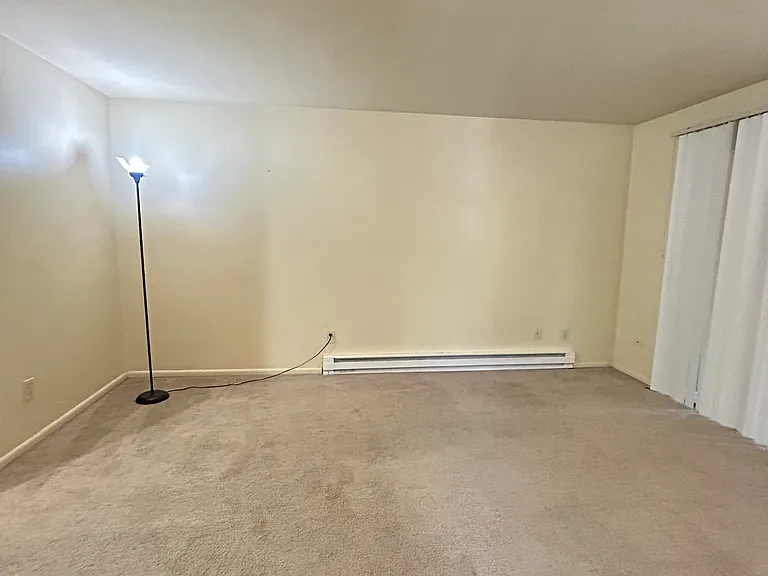 5033 15th Ave NE #1001 — Photo 5