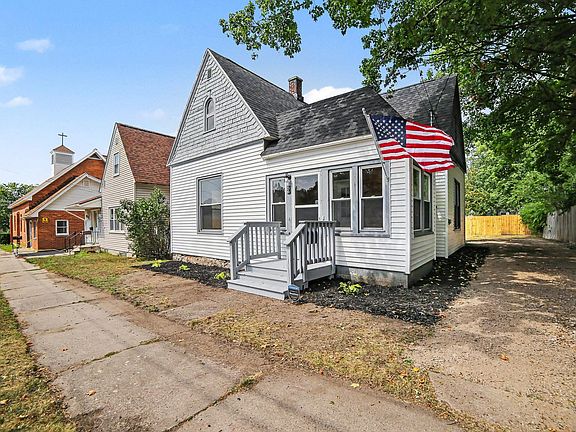 4th image of 56 Ferry St