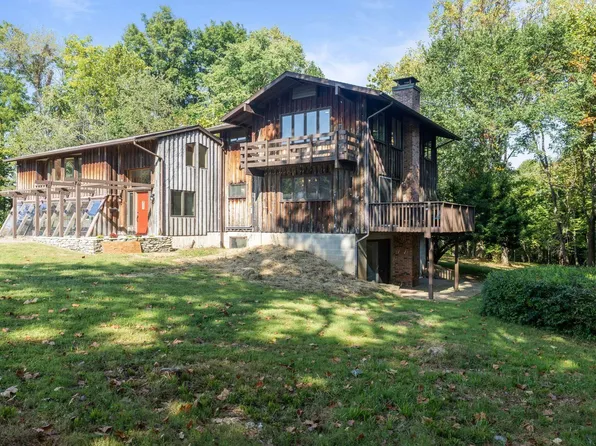 1000 W Williams Rd, Bloomington, IN 47404