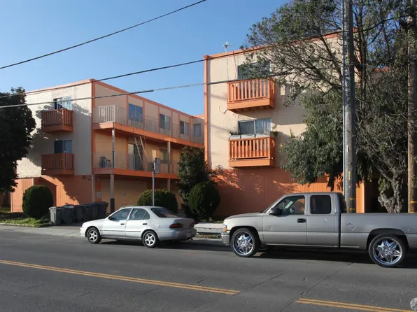 585 Huntington Ave, San Bruno, CA 94066