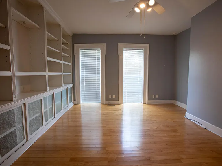 335 N 6th St #1 — Photo 21