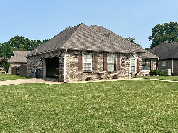 2nd image of 1100 Creekstone Cv