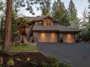 19238 Green Lakes Loop, Bend, OR 97702