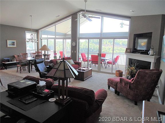 2nd image of 985 Summer Place Dr Unit 5A