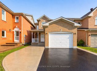 33 Wildberry Cres, Brampton, ON L6R 1K1