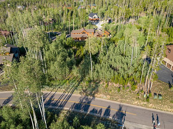 2nd image of 399 Leland Creek Cir