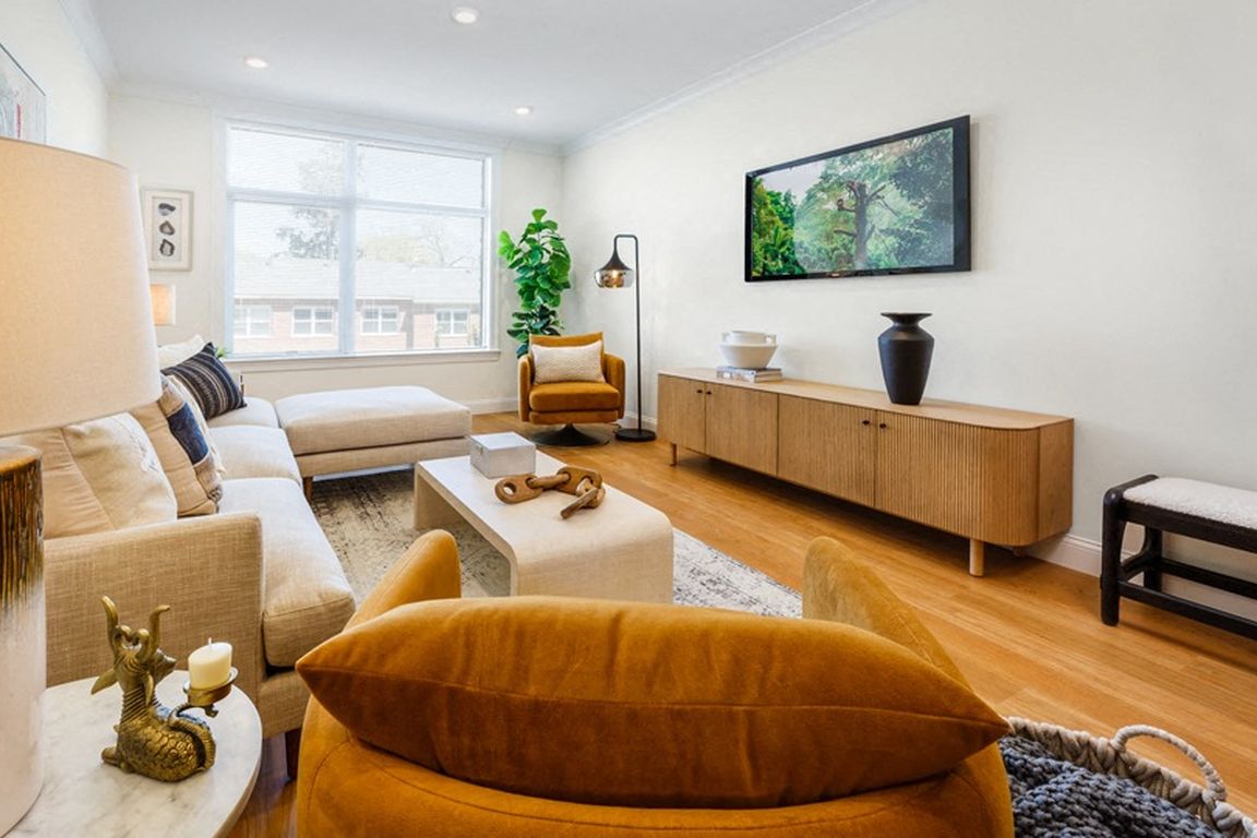 The Franklin at Hancock Village - living room