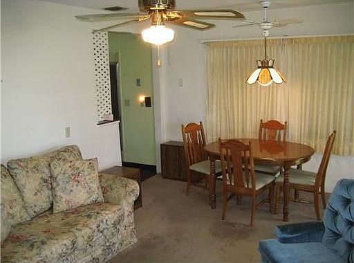 4th image of 230 SE 2nd Ave