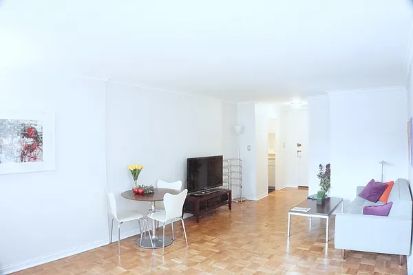 Sold by Owner | media 27