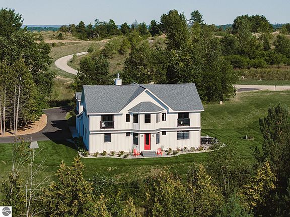 2nd image of 6551 Huntsman Dr