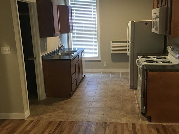 4th image of 337 N 11th St #337