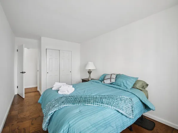 10 Huron Avenue image 22 of 37