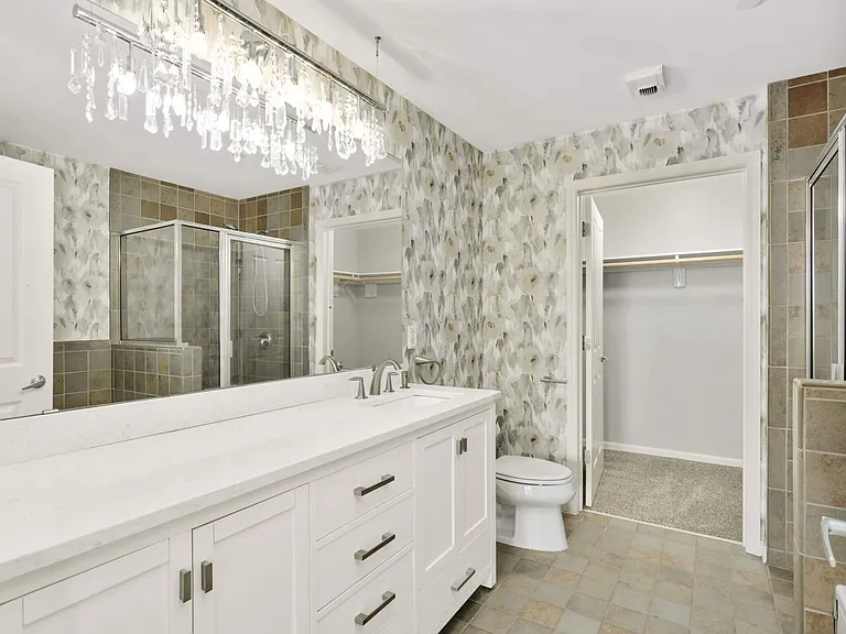 500 E Grant St — Photo 11