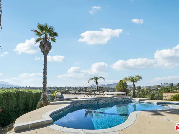 1821 Calle Petaluma, Thousand Oaks, CA 91360