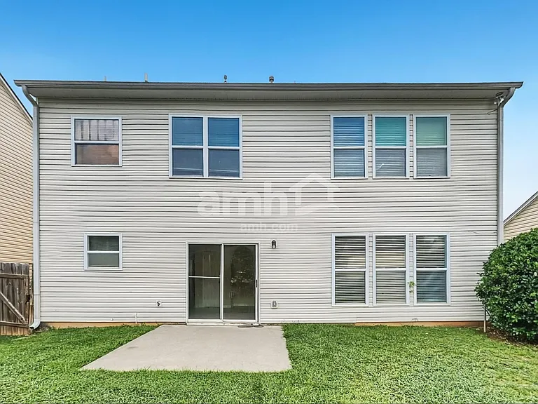 304 Woodland Pass — Photo 17