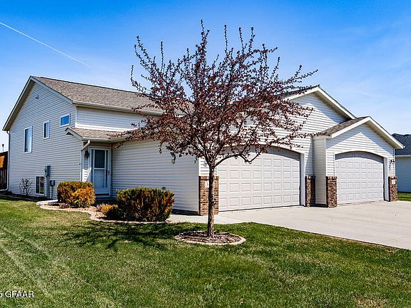 5th image of 3451 Eagle Run Ln