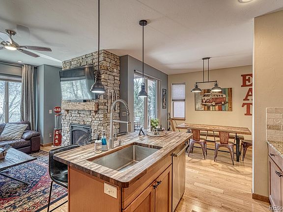 4th image of 402 E Sackett Avenue #G