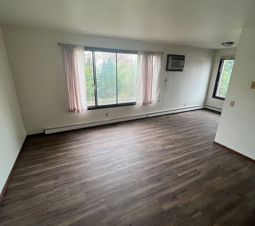 1110 Grand Ave APT 1, Prairie Du Sac, WI 53578 Zillow