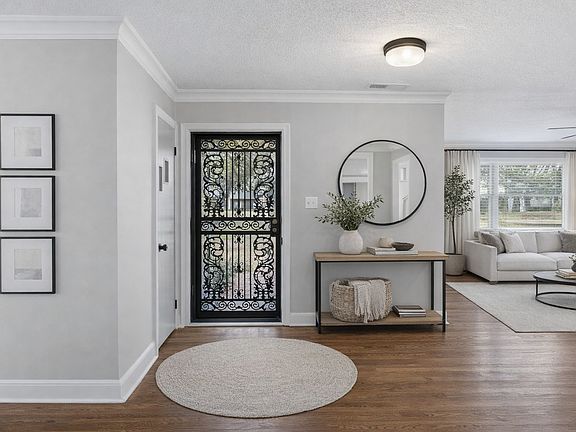 4th image of 4573 Charleswood Ave