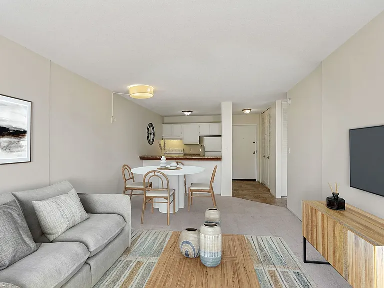 Thornton Place Apartments — Photo 8