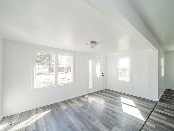 5th image of 3031 Brentwood Rd