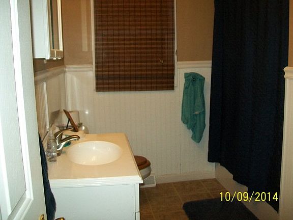 4th image of 76 Indian Hills Cir