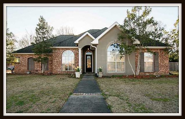 1st image of 1036 Bear Creek Cir