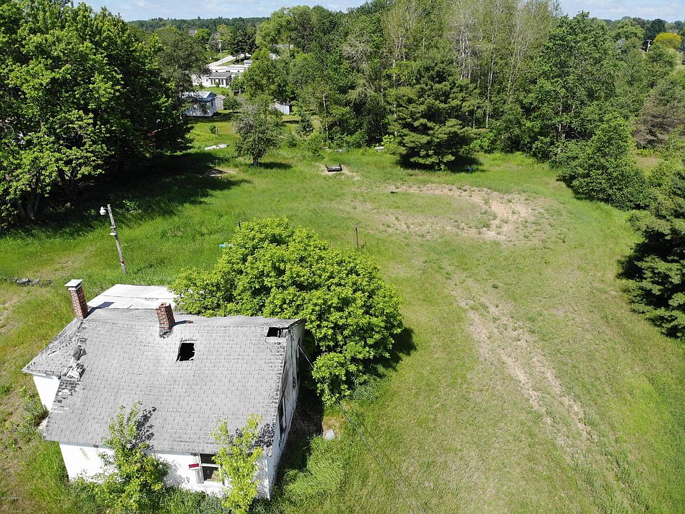 1st image of 226 S Blevins St