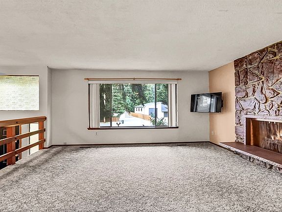 2nd image of 12202 145th Street E