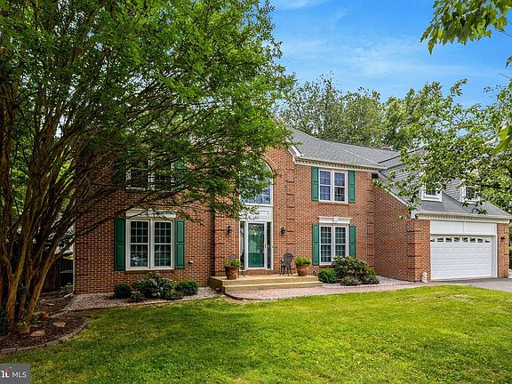 2nd image of 1501 Snowflake Ct