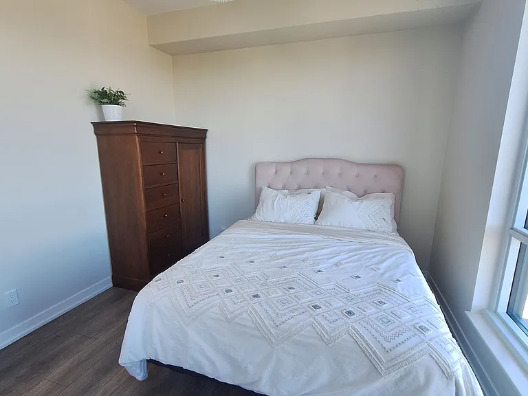 7950 Bathurst St #1415 — Photo 23