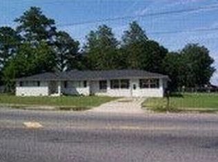 106 Pinehurst Dr, Waycross, GA 31501