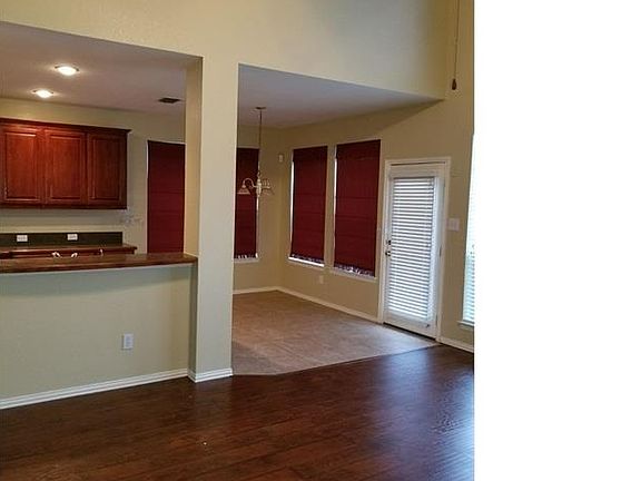 5th image of 15105 Salano Creek Dr