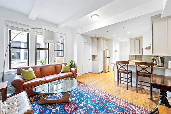 Rented by Sotheby's International Realty | media 27