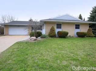2847 Northville Dr NE, Grand Rapids, MI 49525