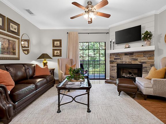 4th image of 203 Sterling Oaks Dr Unit 203